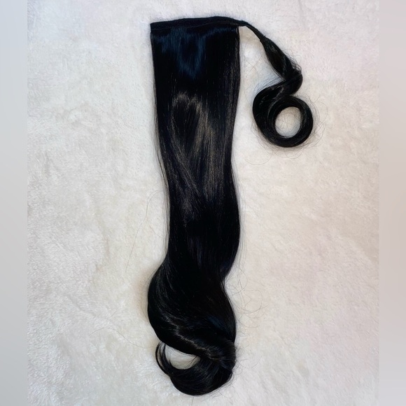 INH 26” Ponytail Hair Extensions Jet Black - Picture 6 of 15